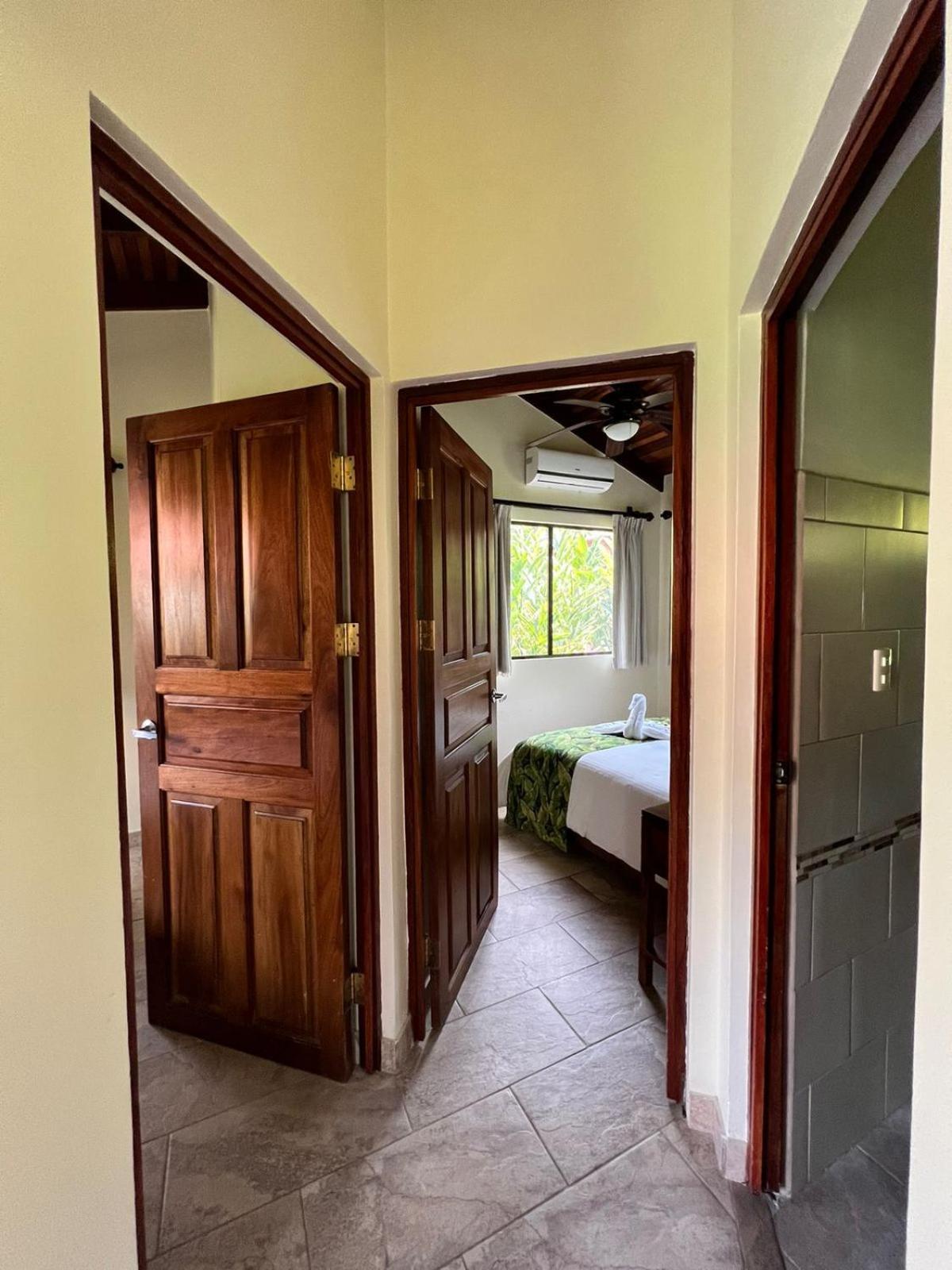 La Foresta Nature Resort Quepos Exterior photo